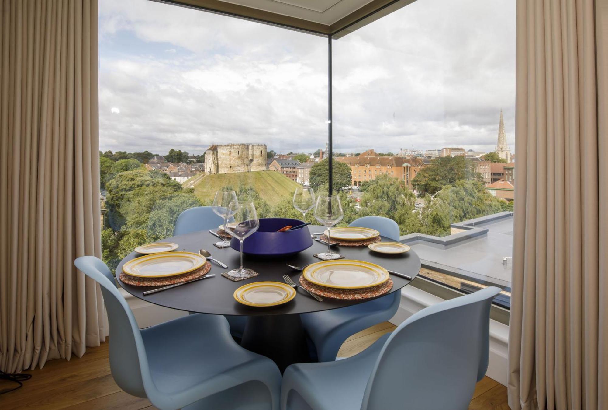 Clifford'S Skyline At Ryedale House Villa York Exterior photo